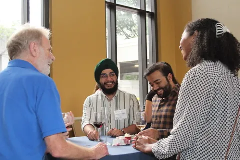 Alumni enjoyed great wine and even better conversation.