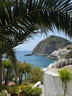 Students spent two weeks living la dolce vita in southern Italy.