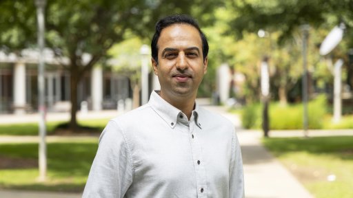 Ali Sarhadi Portrait